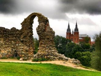 Во время многочисленных войн замок часто