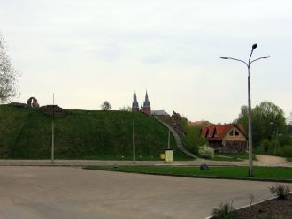 Предзамок имел круглую форму, и был окру