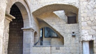 Кроме того с 17 в. он использовался и в 