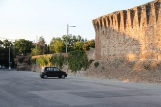 Комплекс Castel Sismondo задумывался как