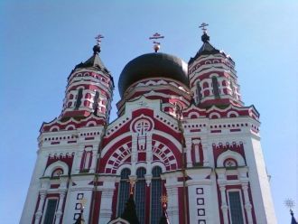 Свято-Пантелеймоновский собор. Вид с зап