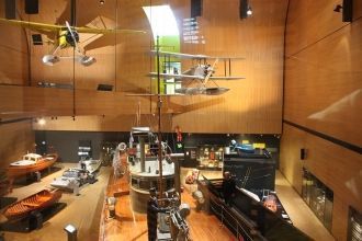 Катеры и яхты.