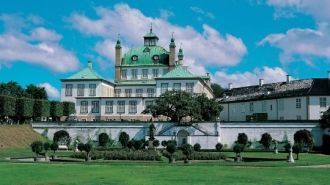 Дворец Фреденсборг