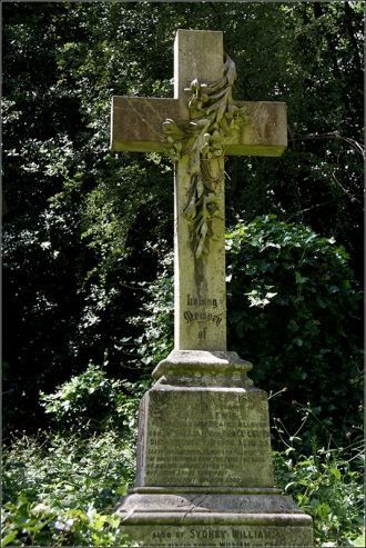 Хайгейтское (от названия холма Highgate,