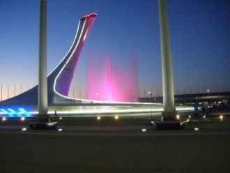 Поющие фонтаны в Олимпийском парке Сочи 