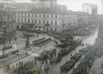 Парад в Киеве 1 мая 1934 года