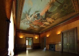 Внутри Дачного комплекса Кристапа Морбер