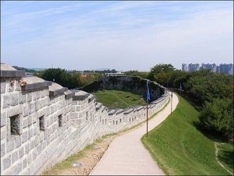 Протяжённость её сооружений достигает 5,