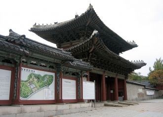 В архитектурном облике дворца прослежива