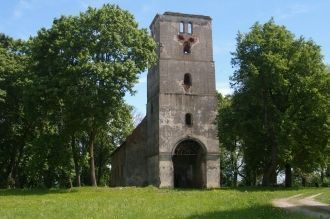 Межотне. Руины церкви после двух мировых