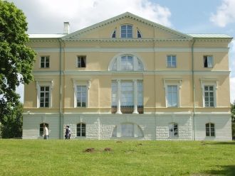 Межотненский дворец. Вид сбоку. В 1996 г