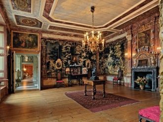 Одна из комнат дворца Хет-Лоо.