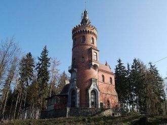 Высота самой башни – 42 метра. К верхней