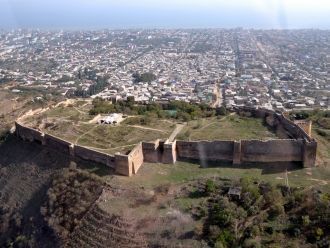 Крепость Нарын-кала