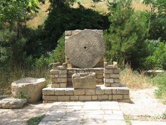 Архитектурный ансамбль-цитадель 