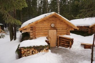 Баня в партизанской деревне