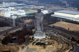 Эта мудра (поза) говорит о том, что Будд