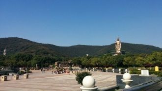 Чтобы возвести подобных размеров скульпт