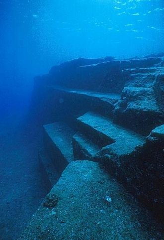 Американский геолог Роберт Шох прилетел 