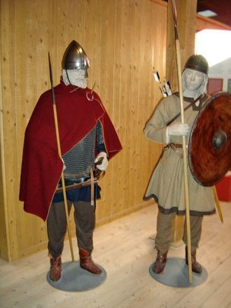 Бирка. Музей викингов. Образцы костюмов 