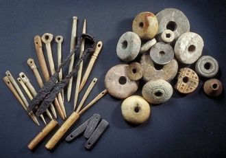 Различные инструменты викингов для текст