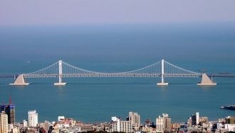 Это второй по длине мост в стране и один