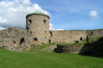 Изначально крепость была построена из де