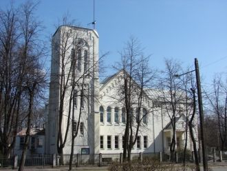 Агенскалнская баптистская церковь строил