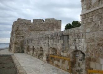 Форт был построен турками в 1625 году дл