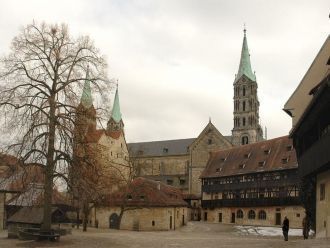 Позднероманская голова рыцаря и позднего
