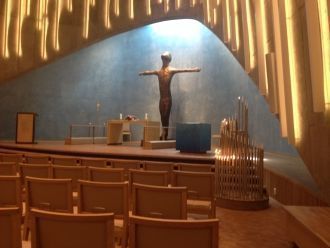 Алтарь в Храме Северного Сияния