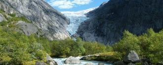 Ледник Бриксдалсбреен в парке Йостедалсб