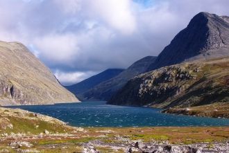 В долинах национального парка Ронадане в