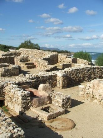 У туристов, посещающих Керкуан, есть воз