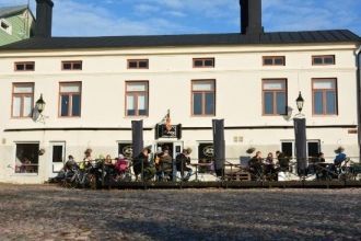 Жилые комнаты и помещения располагались 