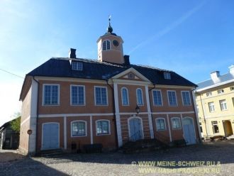 В старой ратуше некогда располагались го