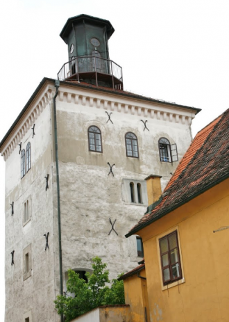 Ворота сооружены в XIII столетии, как и 