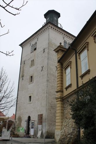 Вход в башню открыт для всех желающих, т