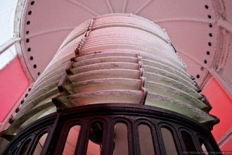 Этой схемой предусматривалось, что камен