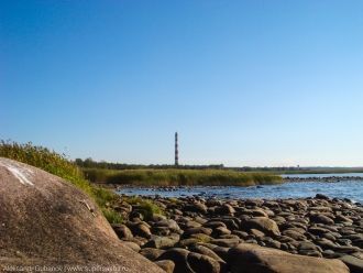 Он расположен на Стороженском мысу, отде