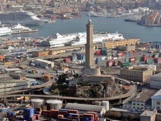 В соответствии с большинством историческ