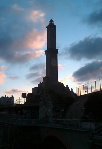 В начале 16 века Лантерна серьезно постр