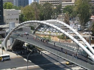 Прямо из торгового центра можно перейти 