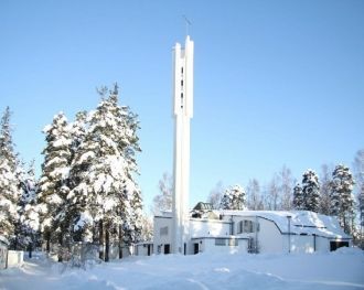 Церковь располагается в тихом, уютном ме