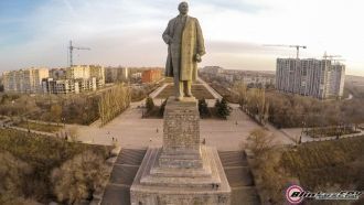 Памятник Ленину с высоты птичьего полета