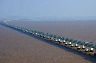 Для полного движения мост был открыт 1 м