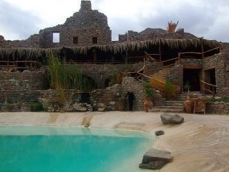 Хани было видение возвести замок вдалеке