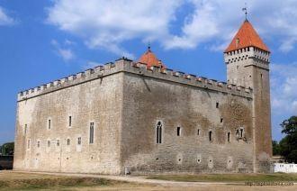 Епископский замок Курессааре
