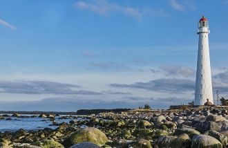 Маяк Тахкуна находится на оконечности по