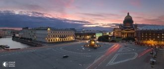 Синий мост через реку Мойку, неотъемлема